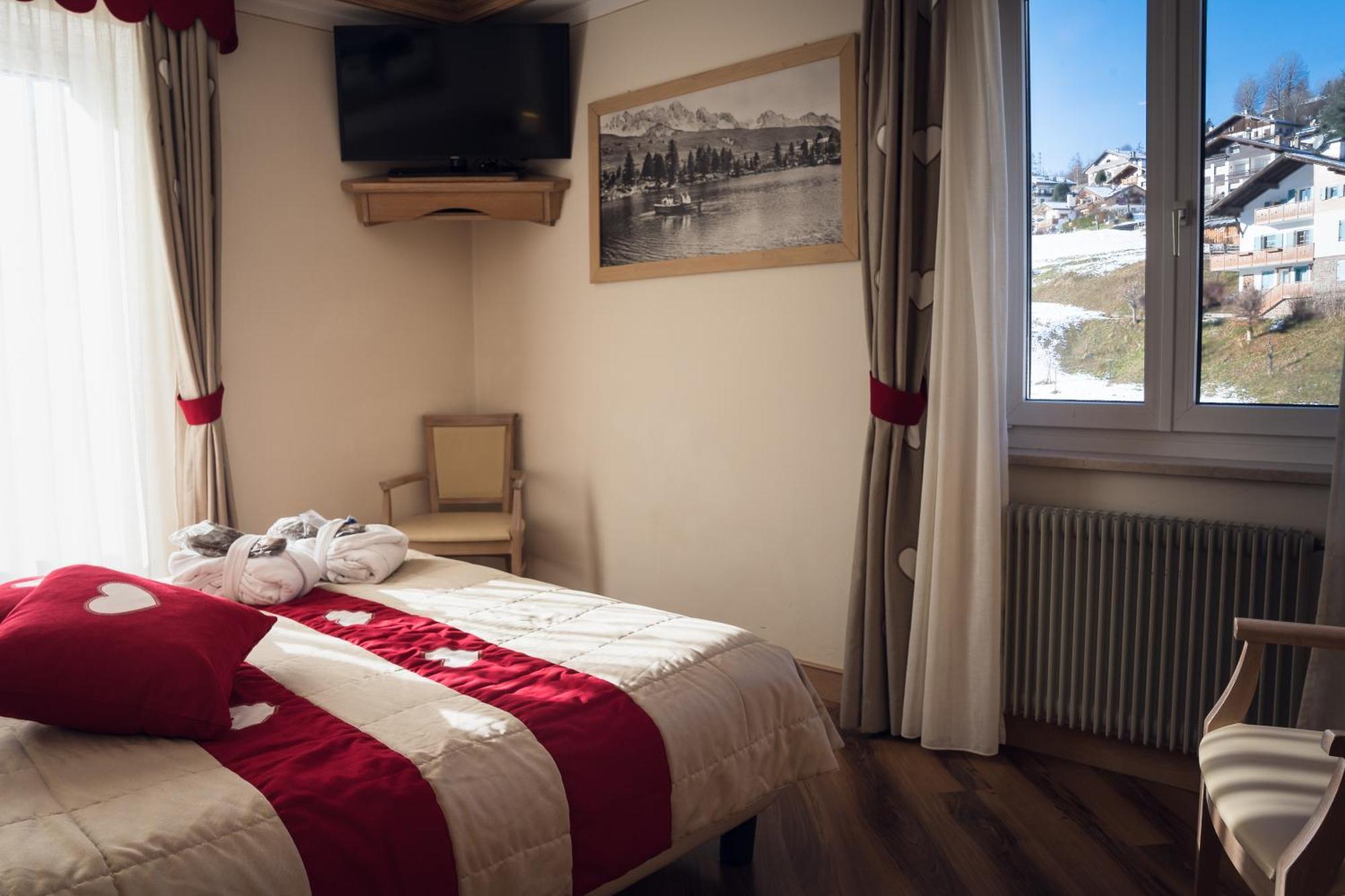 Hotel Alle Alpi Moena Dış mekan fotoğraf